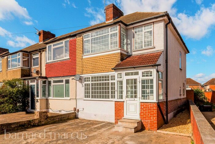 3 Bedroom Property To Rent In Meadow Road, Feltham, TW13