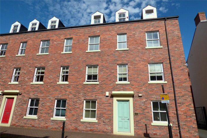 2 Bedroom Flat To Rent In Spinners Yard, Fisher Street, Carlisle CA3
