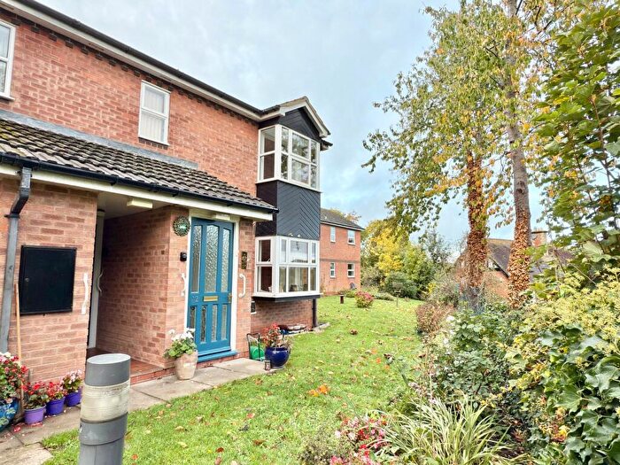 2 Bedroom Retirement Property For Sale In Shephard Mead, Tewkesbury, GL20