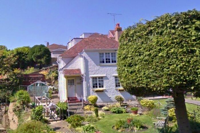 3 Bedroom Property To Rent In Woodmead Road, Lyme Regis, DT7