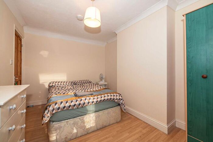 5 Bedroom Terraced House To Rent In Sturry Road, Canterbury, CT1