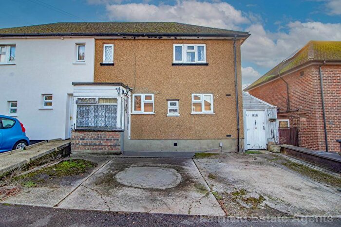 3 Bedroom Semi Detached House For Sale In Thorpe Crescent, Oxhey, WD19