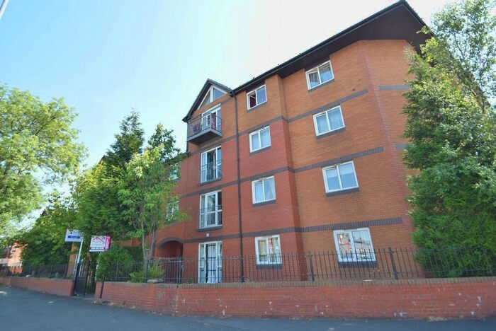 1 Bedroom Flat To Rent In Westwood Apartments, Cheetham Hill Road, Manchester, M8