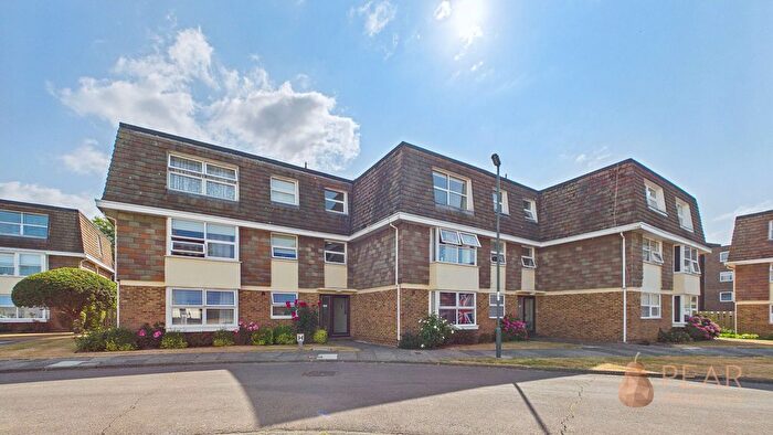 2 Bedroom Flat For Sale In Sudley Gardens, Bognor Regis, PO21