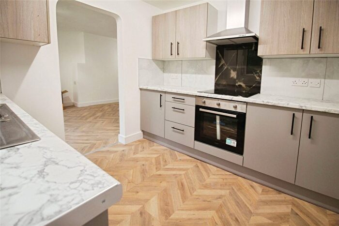 3 Bedroom Terraced House To Rent In Witchards, Basildon, Essex, SS16