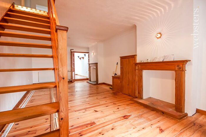 2 Bedroom Terraced House To Rent In Alexandra Road, Norwich, NR2