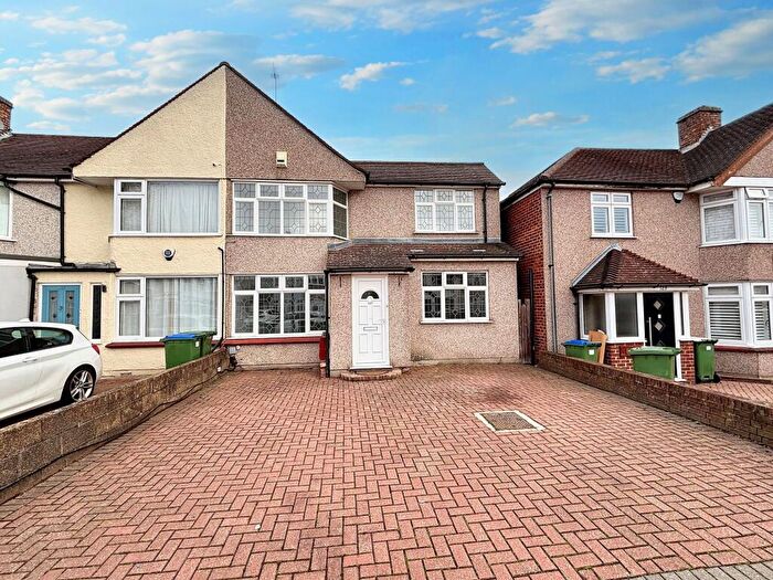 4 Bedroom Terraced House To Rent In Ramillies Road, Sidcup, DA15