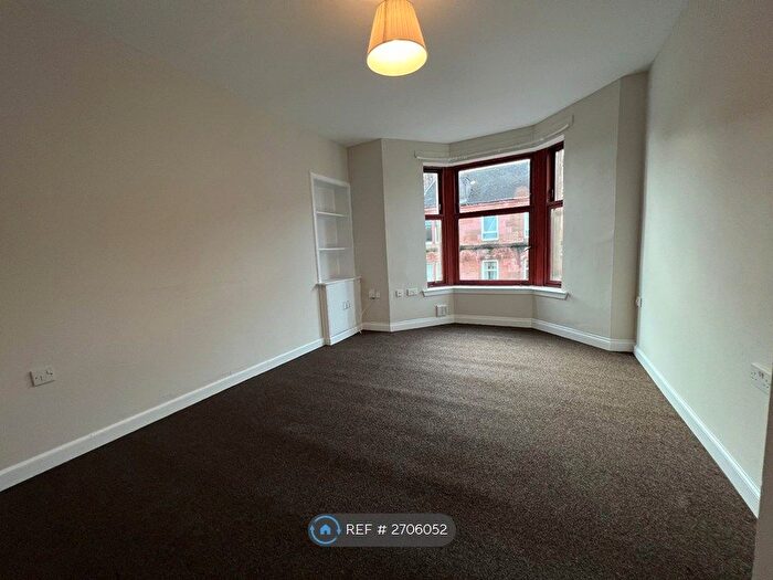 2 Bedroom Flat To Rent In Clarence Street, Paisley, PA1