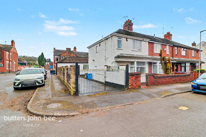 3 Bedroom End Of Terrace House For Sale In Adkins Street, Stoke-On-Trent, ST6