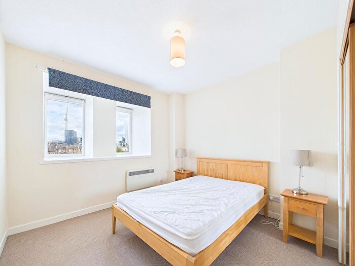 2 Bedroom Flat To Rent In Beltane Street, G3