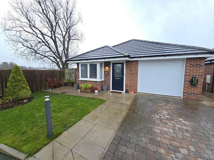 3 Bedroom Bungalow For Sale In Oakfield Grove, Chase Farm, Blyth, NE24