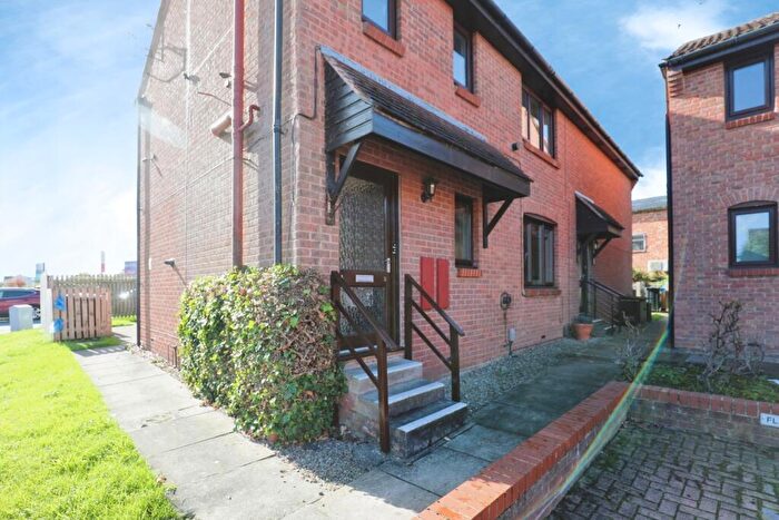 1 Bedroom Flat For Sale In Birchwood Mews, Harrogate, North Yorkshire, HG2