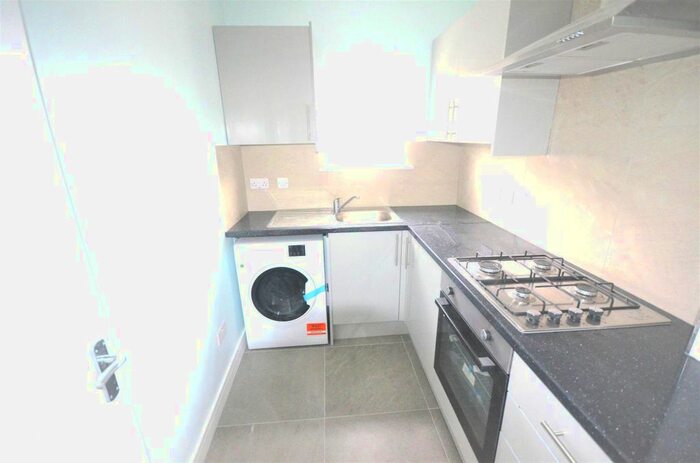 1 Bedroom Flat To Rent In Old Church Road, RM7