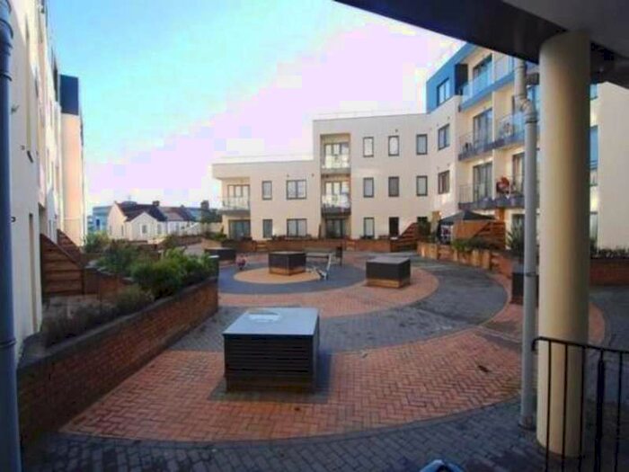 2 Bedroom Flat To Rent In Hornby Court, High Road, London, NW10