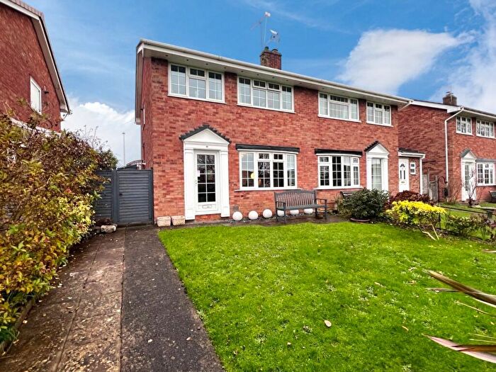 3 Bedroom Semi-Detached House For Sale In Nightingale Gardens, Nailsea, North Somerset, BS48