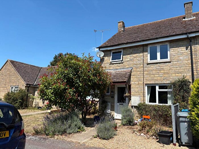 3 Bedroom Terraced House To Rent In Merton Close, Witney, OX29