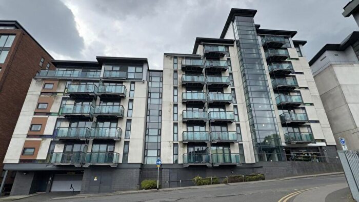1 Bedroom Flat To Rent In Lovell House, LS7