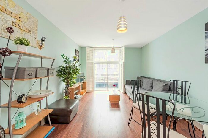 1 Bedroom Flat To Rent In Warwick Building, Chelsea Bridge Wharf, London, SW11