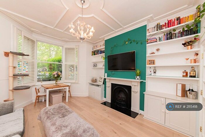 2 Bedroom Flat To Rent In Harvist Road, London, NW6