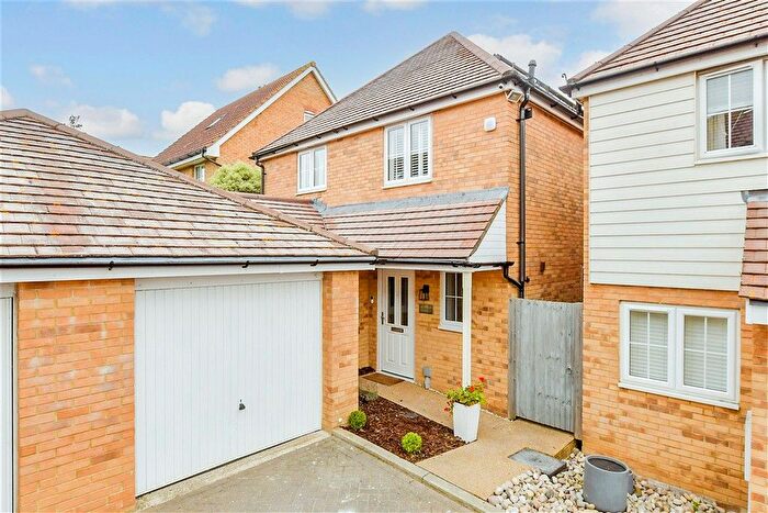 4 Bedroom Detached House For Sale In Aurum Close, Whitstable, Kent, CT5