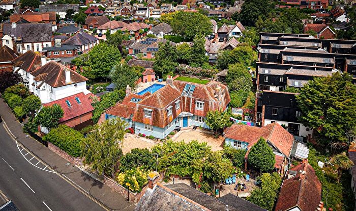 4 Bedroom Detached House For Sale In High Street, Burnham-On-Crouch, CM0