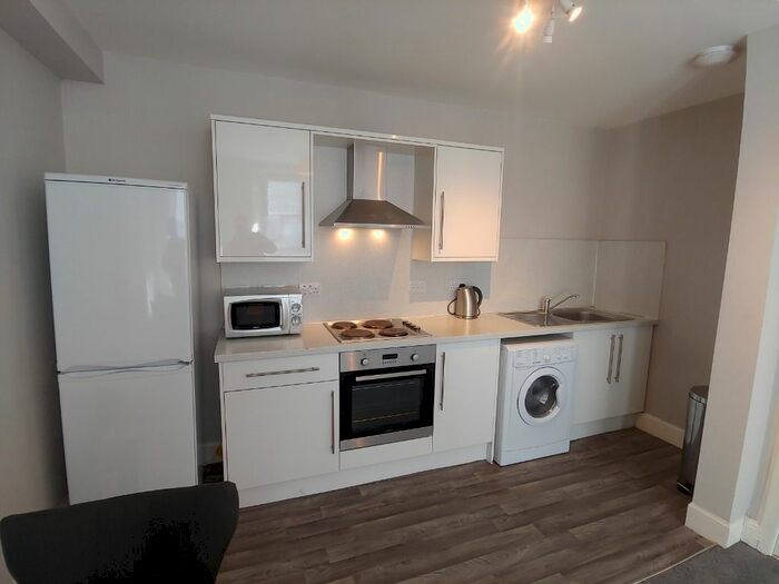 1 Bedroom Flat To Rent In Stewart Terrace, Gorgie, Edinburgh, EH11