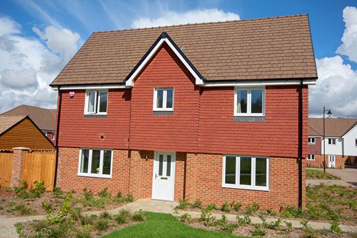 3 Bedroom Semi-Detached House To Rent In Hoadley Avenue, Burgess Hill, RH15