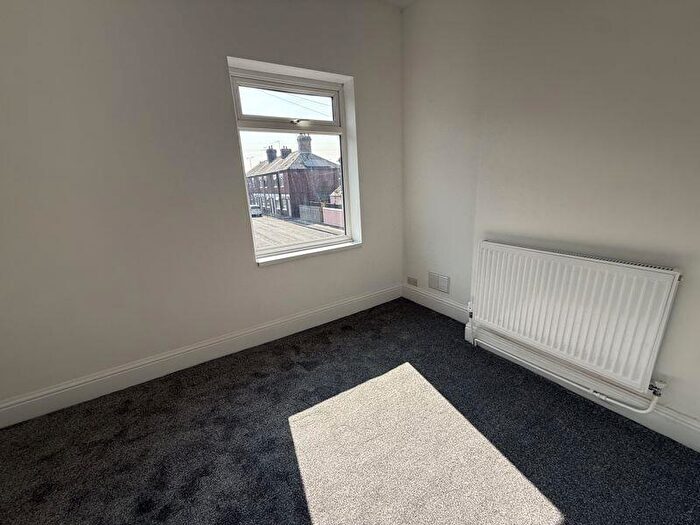 3 Bedroom End Of Terrace House For Sale In Maclagan Street, Stoke-On-Trent, ST4