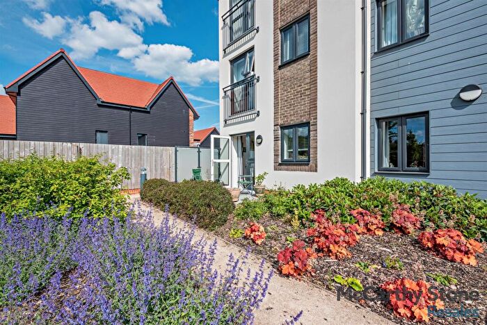 1 Bedroom Apartment For Sale In Island View, Basingstoke, RG23