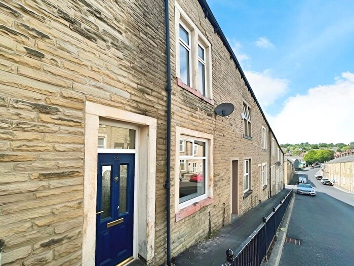 3 Bedroom Terraced House To Rent In New Market Street, Colne, BB8