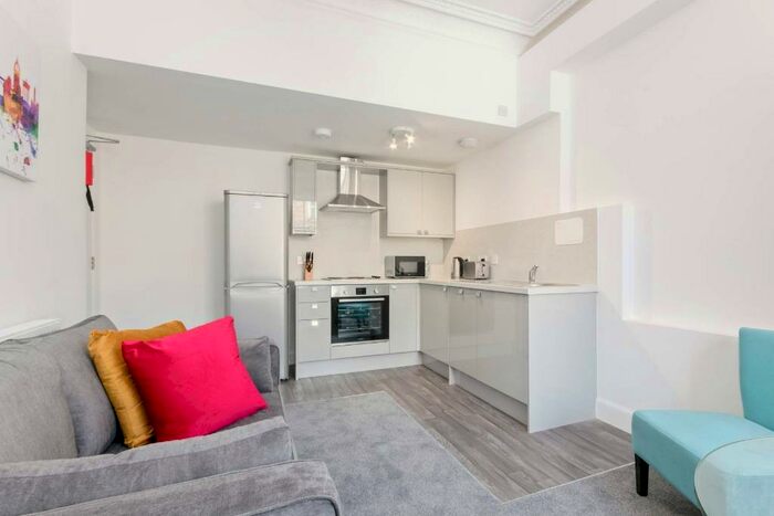 2 Bedroom Flat To Rent In Sloan Street, Leith, Edinburgh, EH6