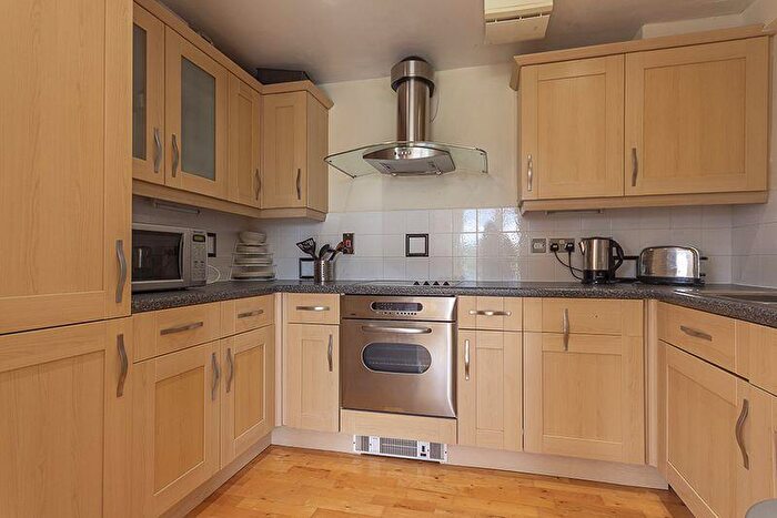 2 Bedroom Apartment To Rent In High Quay, Newcastle Upon Tyne, NE1