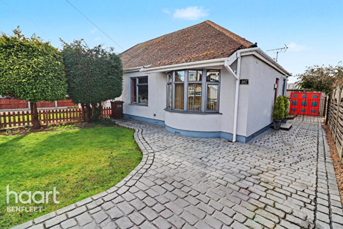 3 Bedroom Semi-Detached Bungalow For Sale In Tyrrell Road, Benfleet, SS7