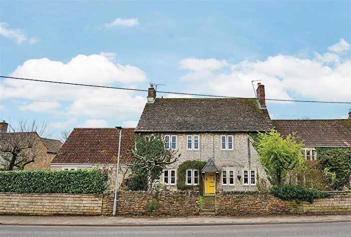 4 Bedroom Semi-Detached House For Sale In High Street, Sutton Benger, Chippenham, SN15