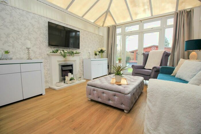 3 Bedroom Detached Bungalow For Sale In Whitworth Road, Bitterne Park, SO18