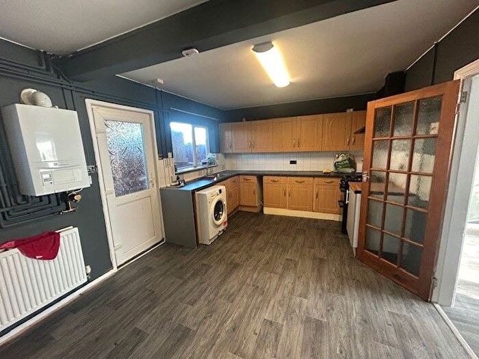 3 Bedroom Property To Rent In Fengate, Peterborough, PE1