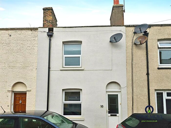 2 Bedroom Terraced House To Rent In Upper Dumpton Park Road, Ramsgate, Kent, CT11
