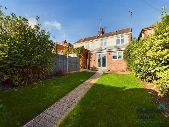 3 Bedroom Property To Rent In Cowdray Avenue, Colchester, CO1