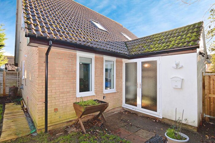 1 Bedroom Terraced House To Rent In Beaconsfield Way, Lower Earley, RG6