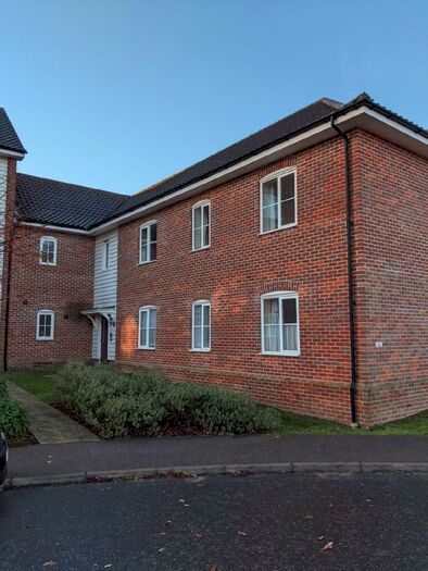 2 Bedroom Flat To Rent In Castle Brooks, Framlingham, IP13