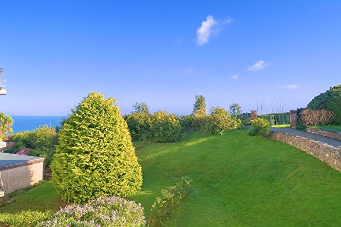 2 Bedroom Flat For Sale In Chain Free * Shanklin, PO37