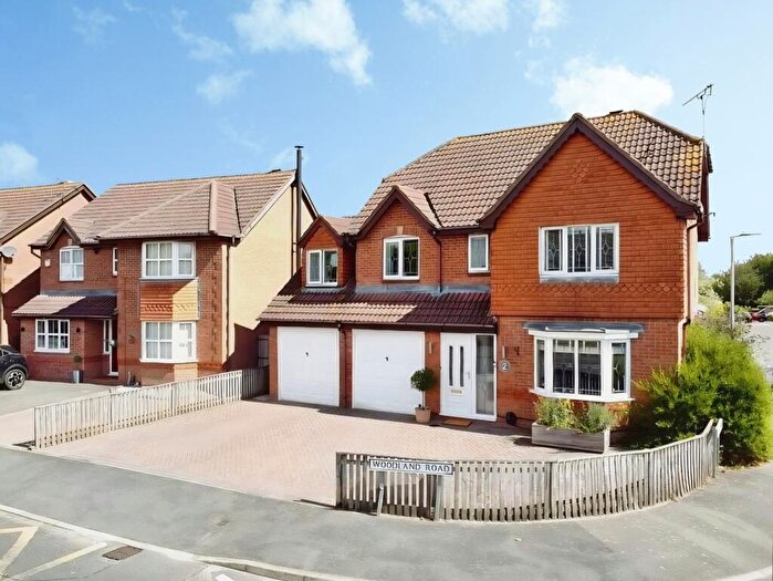 5 Bedroom Detached House For Sale In Woodland Road, Hinckley, Leicestershire, LE10