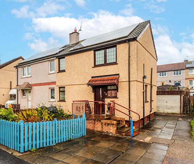 3 Bedroom House For Sale In Bruce Street, Plean, FK7