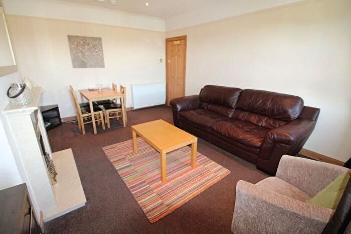 3 Bedroom Flat To Rent In Kincorth Crescent, Aberdeen, AB12