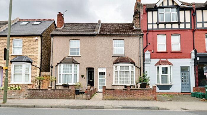 2 Bedroom Terraced House To Rent In Beckenham Lane, Bromley, BR2