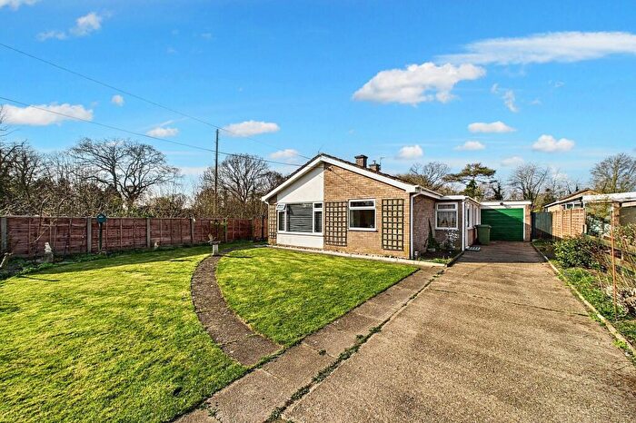 3 Bedroom Detached Bungalow For Sale In Vicarage Road, Great Hockham, IP24