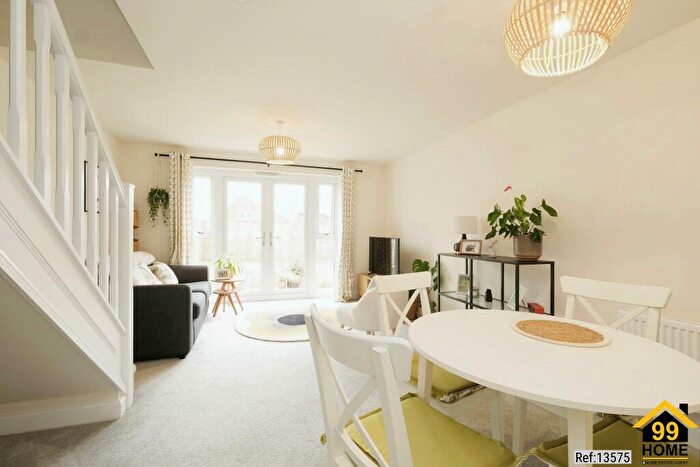 2 Bedroom Semi-Detached House For Sale In Ruskin Avenue, Ledbury, Herefordshire, HR8