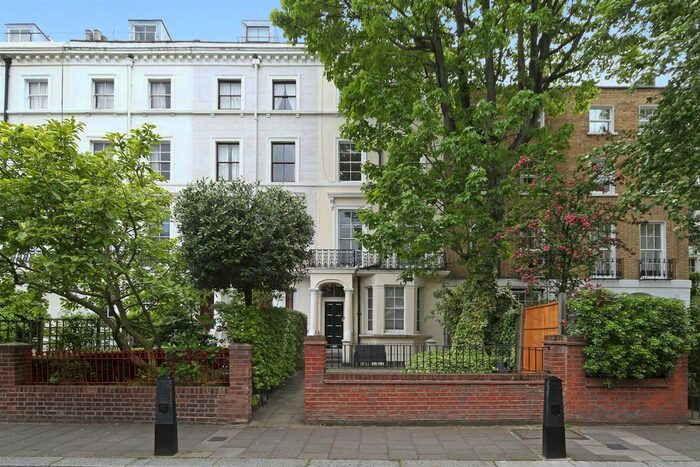 1 Bedroom Flat To Rent In St Petersburgh Place, Bayswater, W2