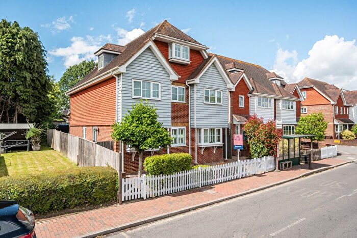 5 Bedroom Detached House For Sale In Maidstone Road, Matfield, TN12