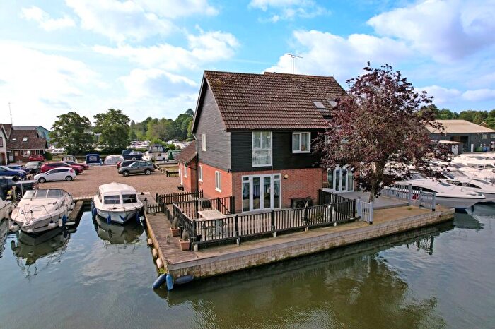 4 Bedroom Semi-Detached House For Sale In Wroxham, NR12